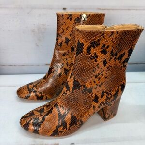 Urban Outfitters Alana Snakeskin Chunky Block Heel Boots Faux Leather Women 8M
